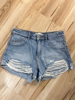 Zara Light Wash Distressed Denim Shorts